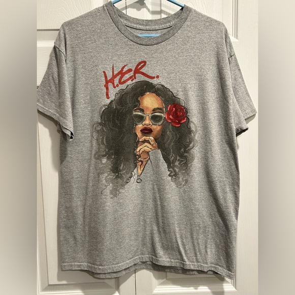 Illustrated H.E.R. T Shirt - Picture 1 of 3
